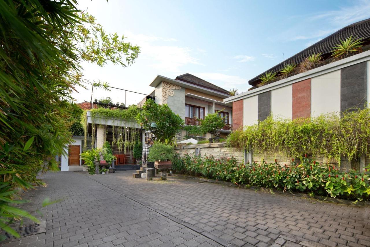 Hotel Jineswari Kuta By Kamara Exterior foto